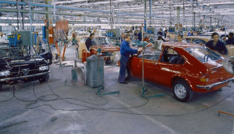 Illustration for article titled The Ten Worst Car Factories In History